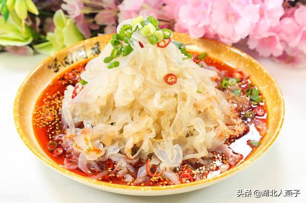 中秋節放假安排，團圓家宴菜譜，10菜1湯，3冷盤7熱菜，葷素搭配