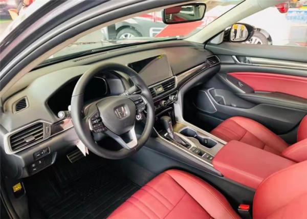 新款本田雅閣已到店，外觀更漂亮，內飾升級，配1.5T和2.0L混動