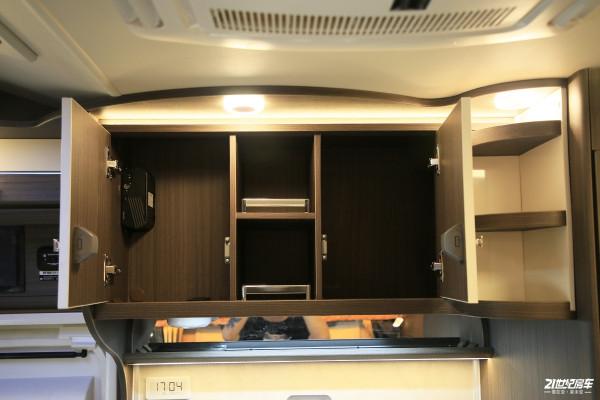 奇瑞進口底盤雙拓展房車,帶21.4度電,電粉碎直排馬桶 奇瑞進口底盤雙拓展房車,帶21.4度電,電粉碎直排馬桶