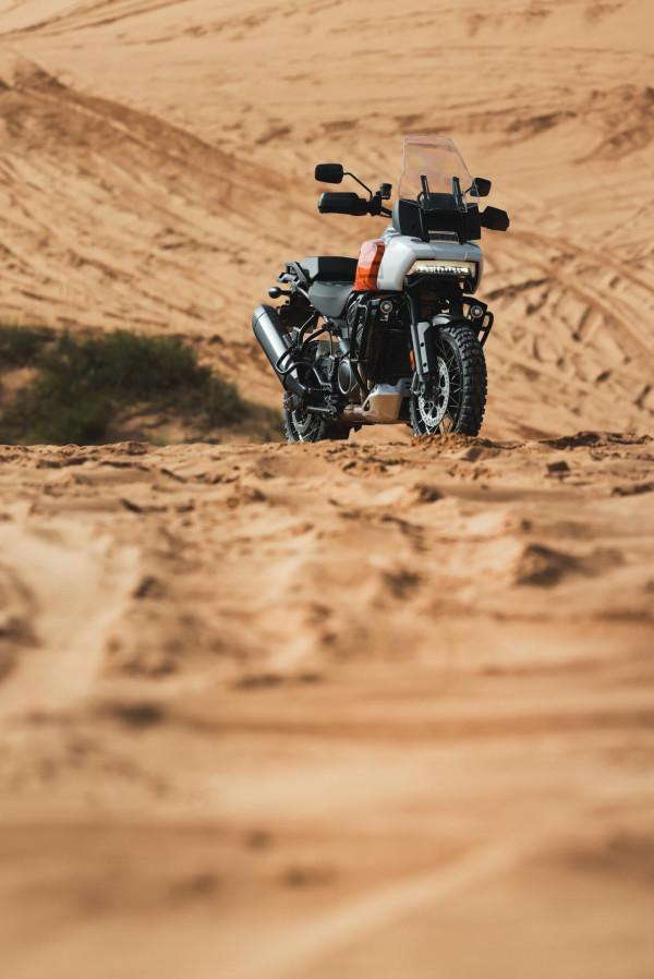 把心放肚子裡吧 哈雷泛美真好騎 把心放肚子裡吧 哈雷泛美真好騎