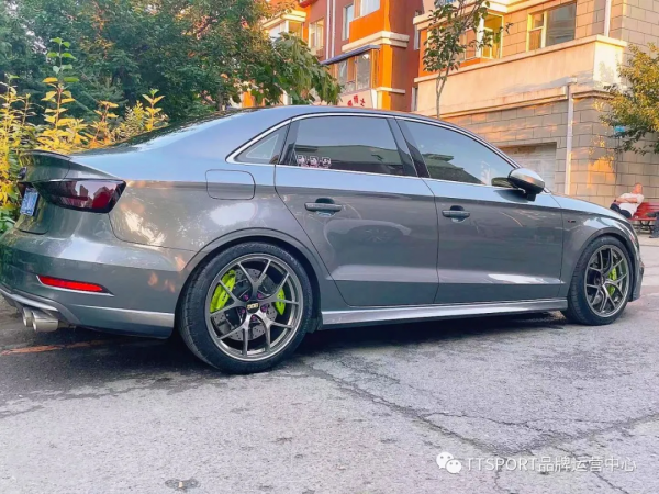 改裝案例 | 奧迪A3升級TTSPORT前六後四雙卡鉗剎車套裝 改裝案例 | 奧迪A3升級TTSPORT前六後四雙卡鉗剎車套裝