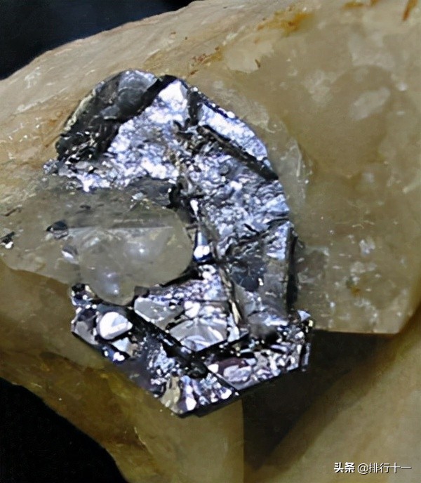 鉬的基本介紹，鉬的發現及產業發展，以及鉬的分類