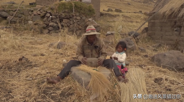 世界上最獨特的繩索橋,500年來當地人堅持用“草繩”造橋 世界上最獨特的繩索橋,500年來當地人堅持用“草繩”造橋
