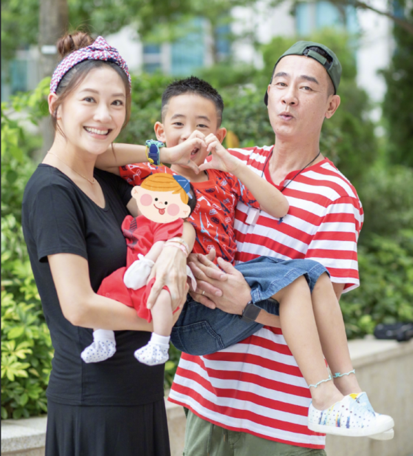 《爸爸去哪兒》22個家庭現狀:3對離婚6家添丁,萌娃顏值有漲有跌 《爸爸去哪兒》22個家庭現狀:3對離婚6家添丁,萌娃顏值有漲有跌