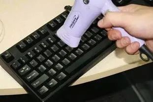 機械鍵盤難清理？6招教你搞定