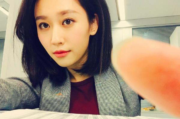 公認的央視高顏值主播，有人一路高歌，有人卻成“負面模板”