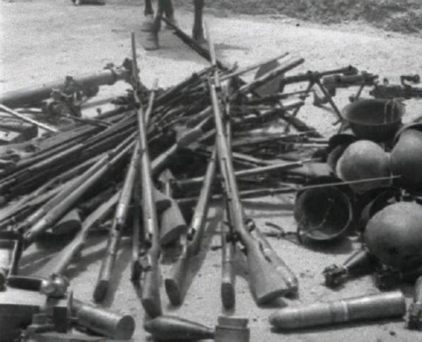 抗日電視劇中，為何日本人的子彈好像打不完一樣？