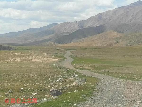 崑崙山的穿越——花石峽、冬給措納湖至香日德