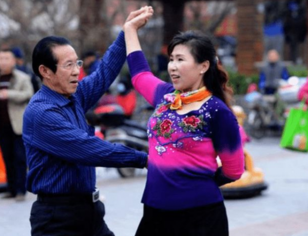 不吃肉，結節不消反增？醫生：不想肺結節加重，3種蔬菜不要多吃