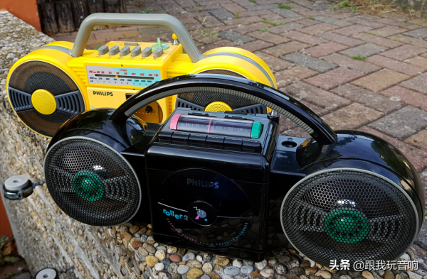飛利浦 Philips Roller 2 D8017 便攜收錄機 飛利浦 Philips Roller 2 D8017 便攜收錄機