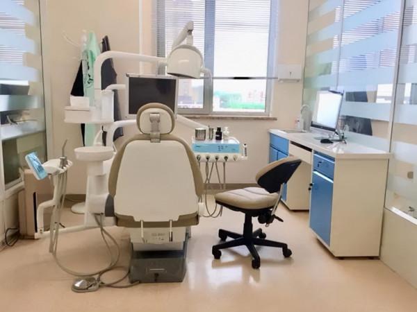 退役軍人100元過一年，水煮土豆當三餐：幫助67名專家領導的成長