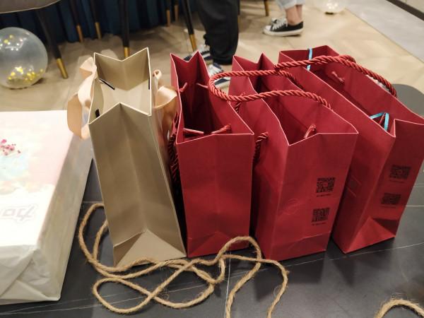 今天相聚在君品酒店，給寶寶過十歲生日