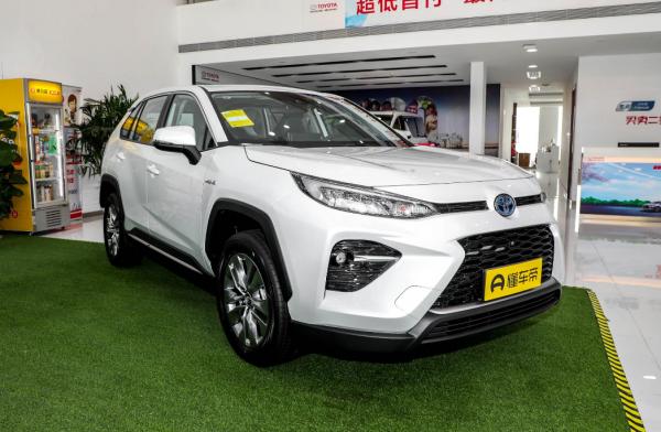 空間大油耗低的經濟適用男,廣汽豐田威蘭達表現如何 空間大油耗低的經濟適用男,廣汽豐田威蘭達表現如何