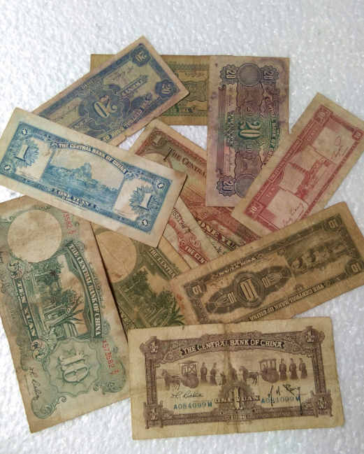 兒子偷竊皇宮遺留一張破畫，8年後老父親10元賣掉，如今卻價值2億