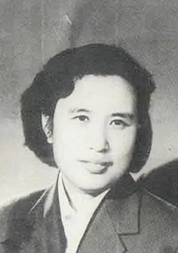 郝治平：開國大將的傳奇夫人，99歲高齡仍健在，8個子女皆是棟樑