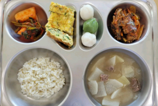 日本、韓國和中國的學生餐，你羨慕哪家的？