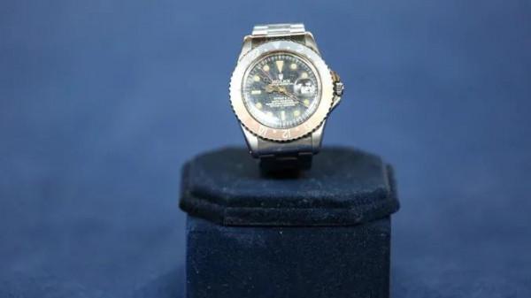 1964年他用1750元買了一塊勞力士手錶，45年後價格漲到32萬