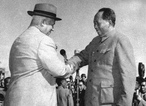 松毛嶺爭奪戰,越軍總指揮感嘆:解放軍的炮火太猛,只能下令撤退 松毛嶺爭奪戰,越軍總指揮感嘆:解放軍的炮火太猛,只能下令撤退