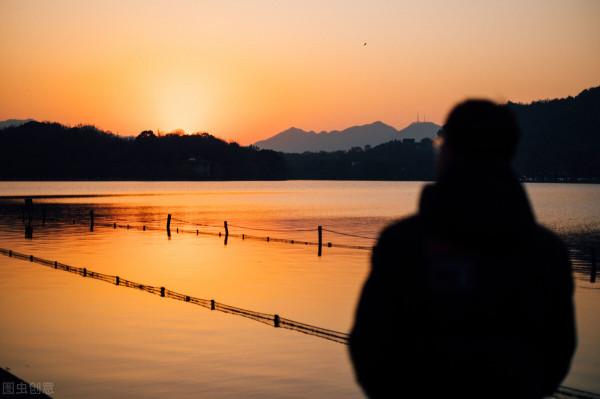 別人憑什麼高看你?靠裝是不行的,必須具備這種人生態度 別人憑什麼高看你?靠裝是不行的,必須具備這種人生態度