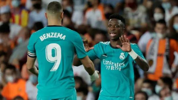 足球快訊:C羅連場破門助曼聯連勝,切爾西3-0完勝熱刺 足球快訊:C羅連場破門助曼聯連勝,切爾西3-0完勝熱刺