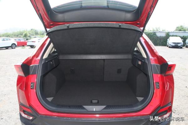 一公里才4毛5，全系169馬力，放倒後排就是雙人床，帶你看T77 Pro