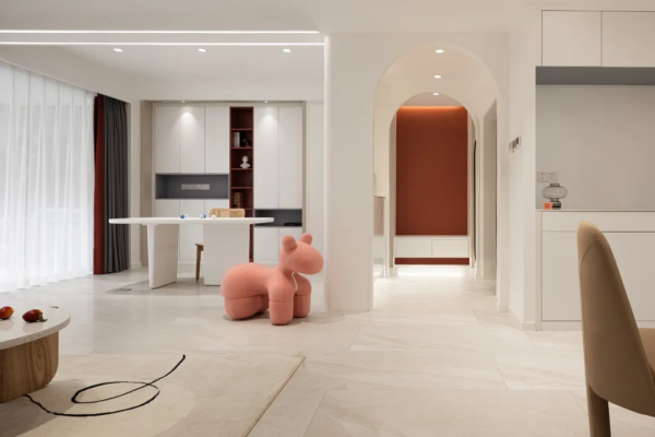 120㎡三居室，圓形孔洞、拱門造型、無主燈，這個家處處是亮點