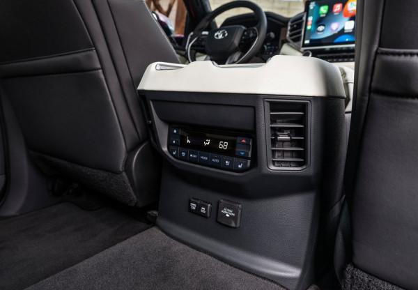 配3.4T+10AT，三種外觀五個配置，全尺寸巨獸豐田紅杉換代