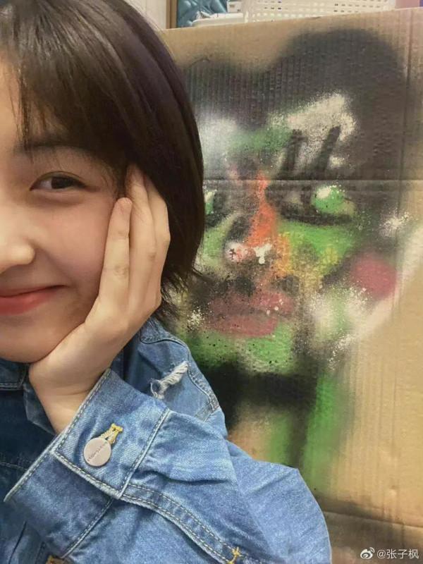 張子楓曬素顏自拍 妹妹面板真的好好，膠原蛋白滿滿，狠狠地羨慕了