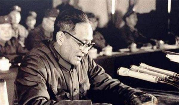 1930年紅軍繳獲電臺不會用，一國軍俘虜效力，25年後成開國中將