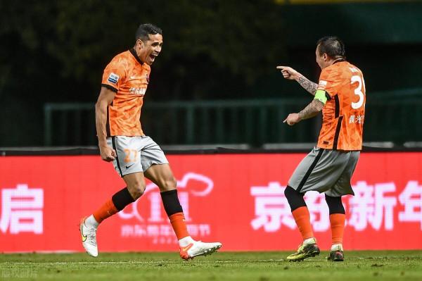 中超-十人國安2-2十人深足,席爾瓦斬加盟首球李源一救主 中超-十人國安2-2十人深足,席爾瓦斬加盟首球李源一救主