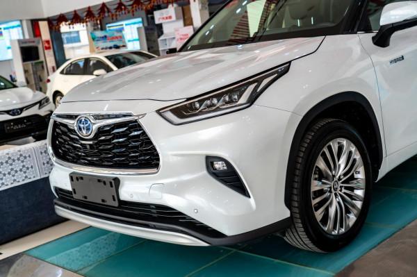 探店實拍混動漢蘭達 分析哪款更值得選 探店實拍混動漢蘭達 分析哪款更值得選