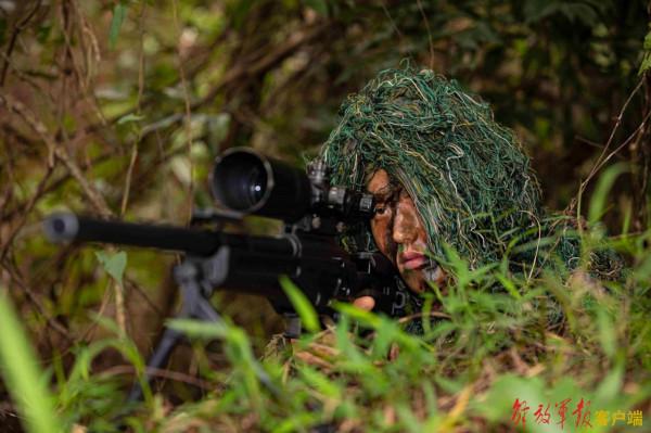 圍觀狙擊手訓練,看他們如何“一擊制勝” 圍觀狙擊手訓練,看他們如何“一擊制勝”