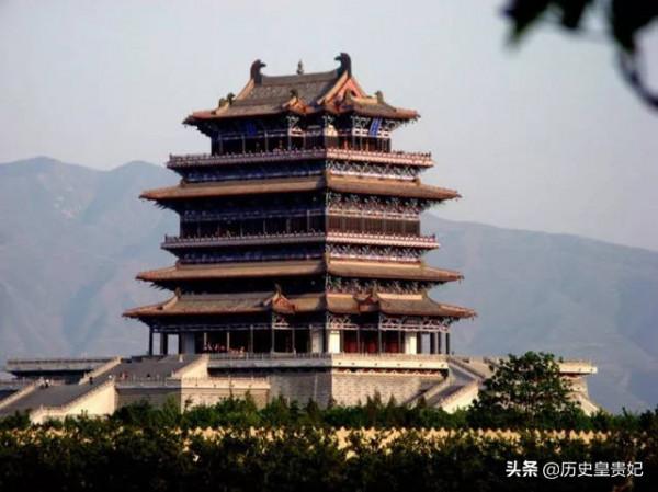 四大名樓的名額之爭，鸛雀樓和蓬萊閣之間，誰更有資格入選？