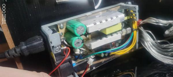 在4L極小機箱中組建功能強大的MINI-ITX系統：組裝過程