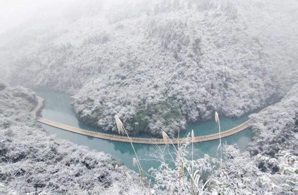恰似北國風光，浪漫宣恩瑞雪入景好搶眼！