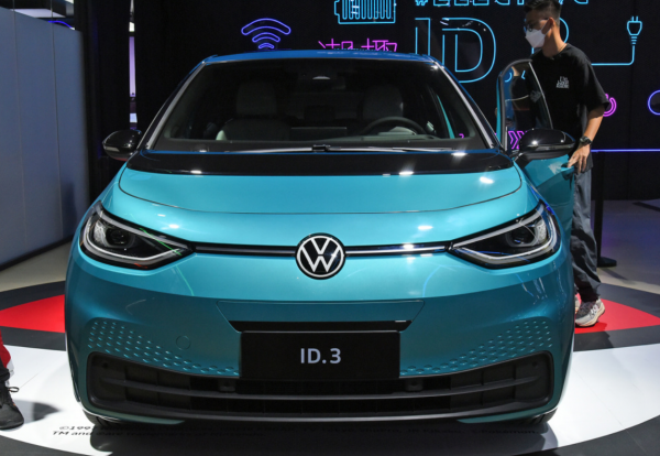 起大早趕晚集？寶馬全新純電平臺首款車型2025年釋出