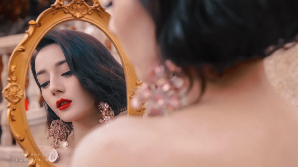 迪麗熱巴——復古造型太美太美了