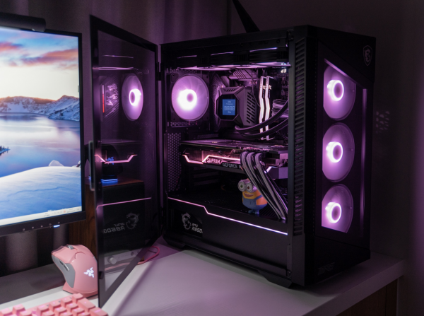 顏值生產力全都要,女設計師的桌搭分享 顏值生產力全都要,女設計師的桌搭分享