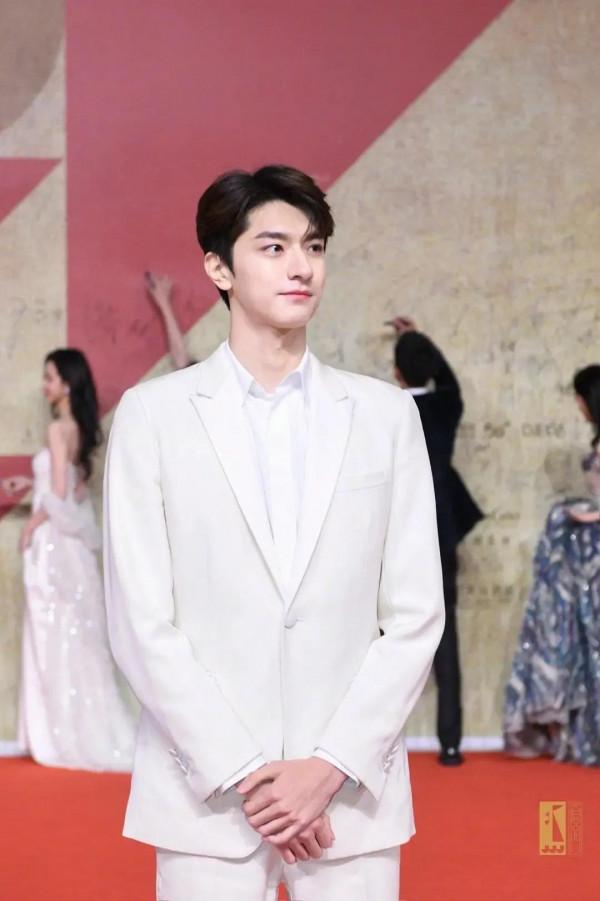 第34屆中國電影金雞獎，最佳男主角張譯，最佳女主角張小斐，恭喜