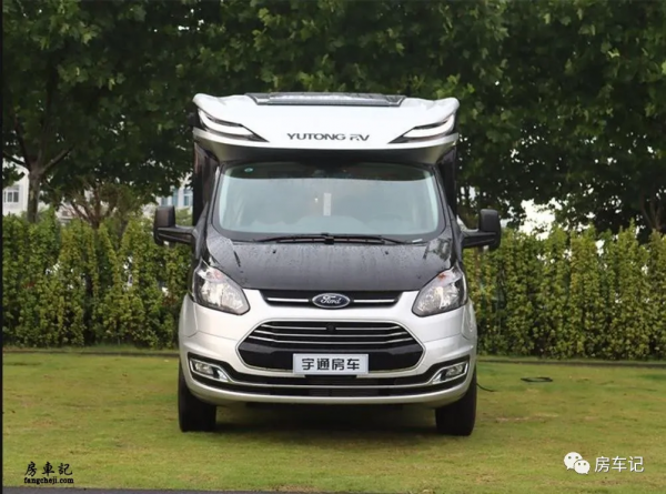商務家用兩不誤!福特新全順底盤,實拍宇通C520高性價比房車 商務家用兩不誤!福特新全順底盤,實拍宇通C520高性價比房車