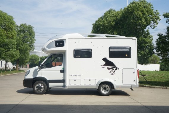 無拓和雙拓怎麼選？德興兩輛當家款房車告訴你