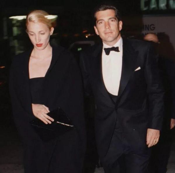 小肯尼迪夫人：漂亮有品位，飛機失事和丈夫姐姐一同殞命，才33歲