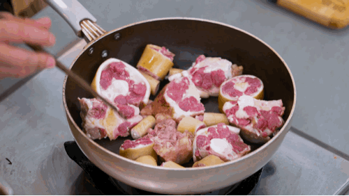 冬日最愛!2步做好一週不愁,每一口都是滿滿的膠原蛋白 冬日最愛!2步做好一週不愁,每一口都是滿滿的膠原蛋白