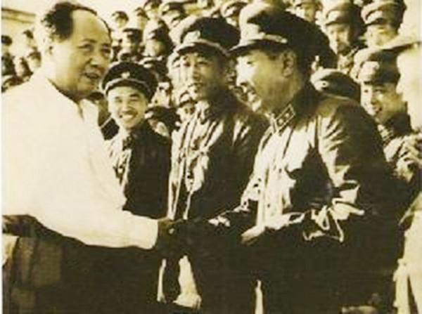 遵義會議召開時,擔任警衛的8個參謀,後來出了2箇中將3個少將 遵義會議召開時,擔任警衛的8個參謀,後來出了2箇中將3個少將