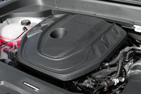 體驗星越L 兩驅旗艦型，售價16.52萬，配2.0T+7DCT，夠大夠豪華