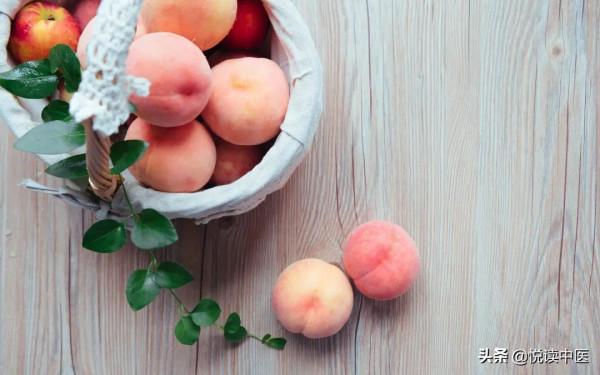 舌苔是白色、黃色,代表什麼呢? 舌苔是白色、黃色,代表什麼呢?