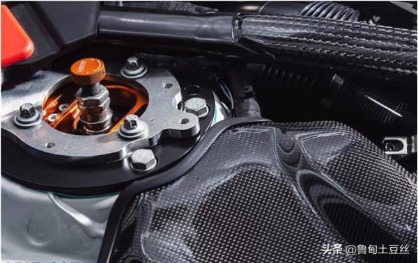 「轂銳馳」改裝讓這臺寶馬F80 M3證明了1+1可以大於2 「轂銳馳」改裝讓這臺寶馬F80 M3證明了1+1可以大於2