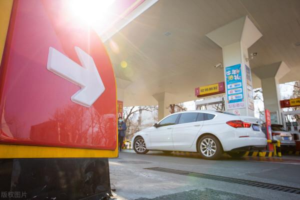 油價調整訊息：今天1月28日，調整後各地加油站92、95號汽油售價