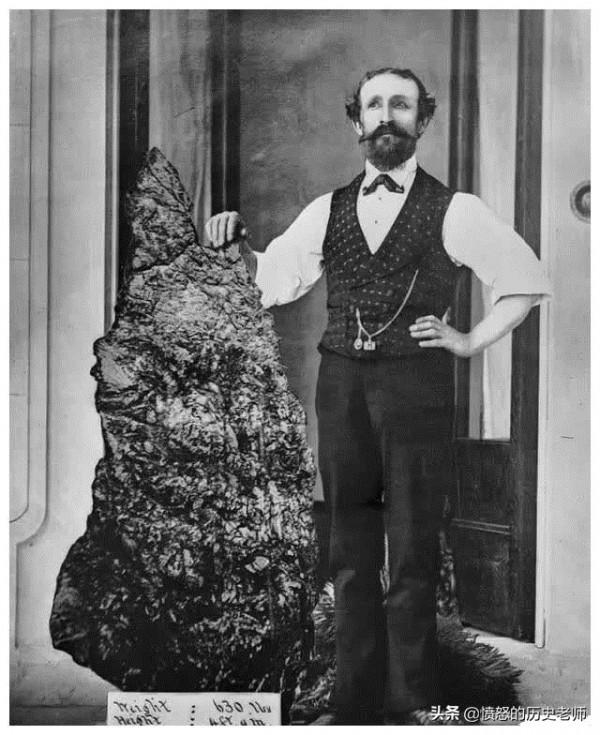 珍貴老照片：卑微的希特勒、豎中指的喬布斯、奧巴馬的全家福