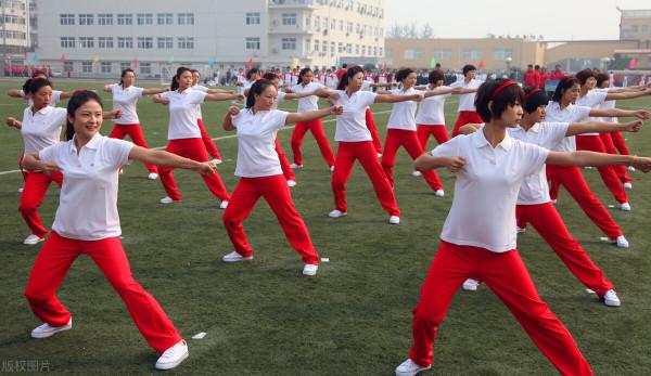 曾經被你嫌棄得一無是處，其實比瑜伽、“帕梅拉”等運動更有用